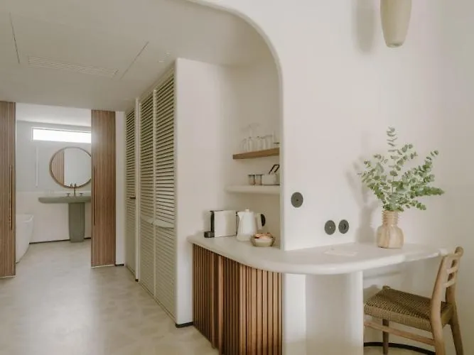 & Belle Отель Канны