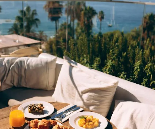 Отель & Belle 5*