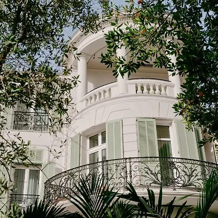 & Belle Hotel 5*